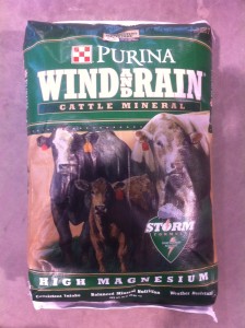 purina wind and rain hi mag cattle mineral