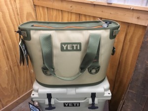 yeti hopper 2o tan